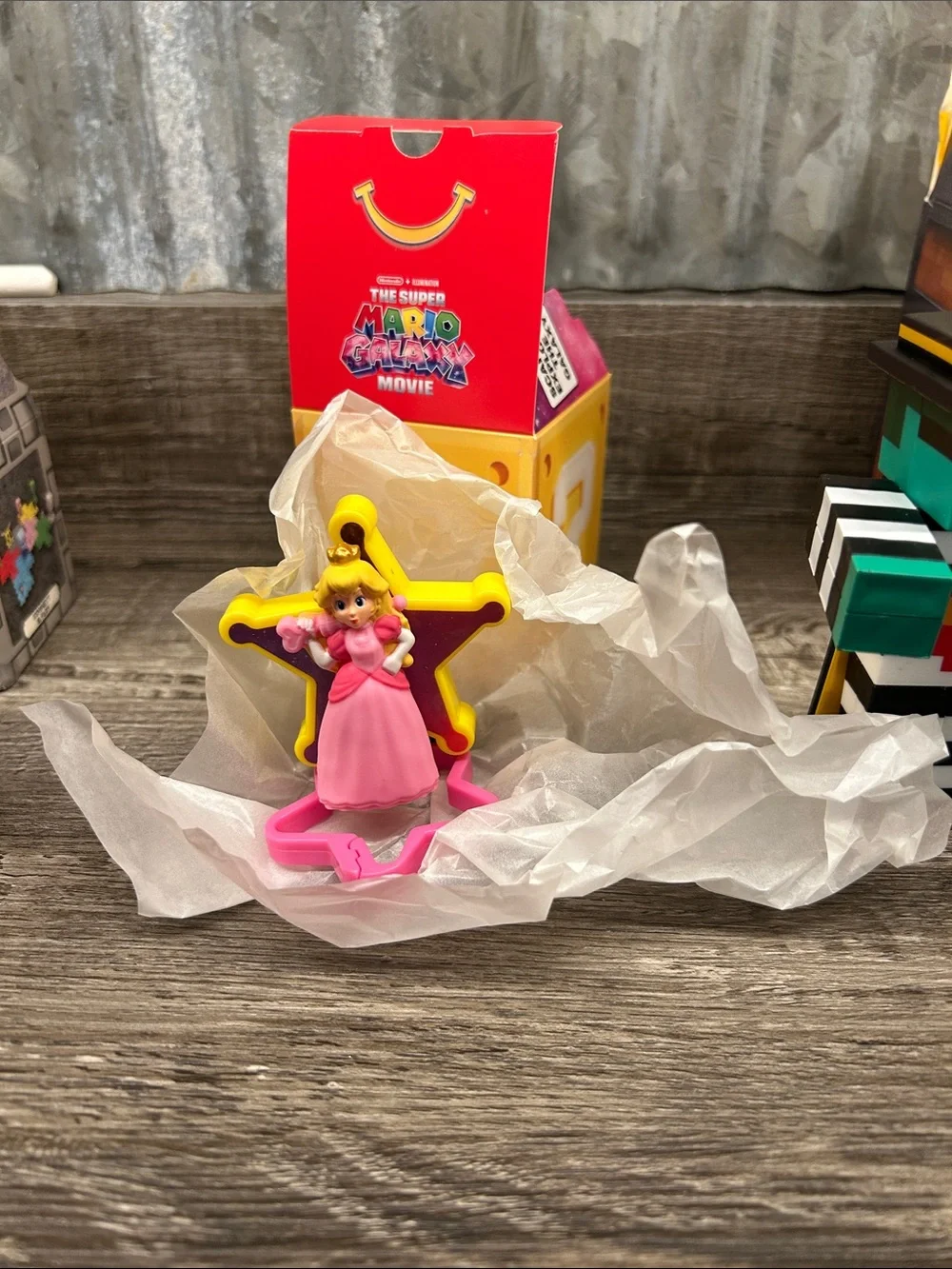 Hamburglar - McDonald’s Minecraft Mini Figure Toy Pack w/Pink Princess Figures